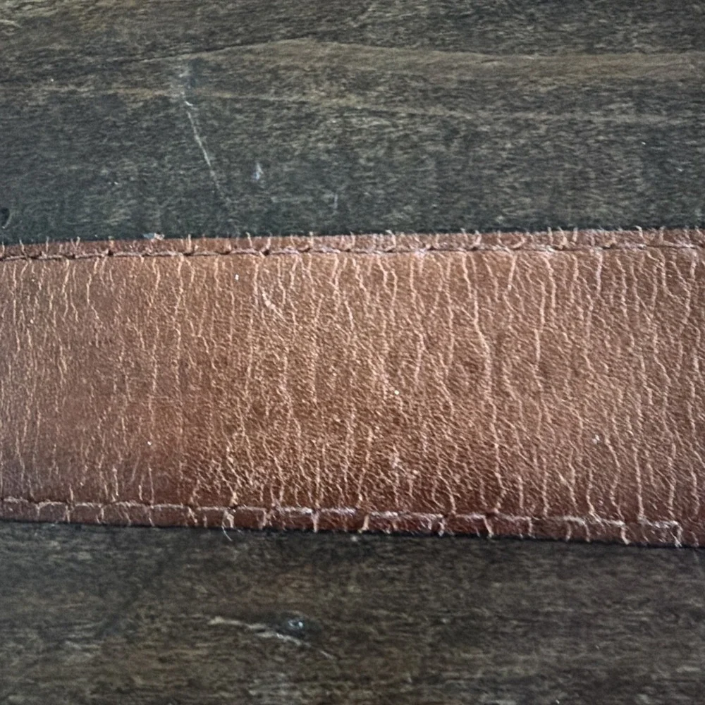 Vintage Kennth Cole crocodile Look Leather Belt‎ Sz 40 ES001